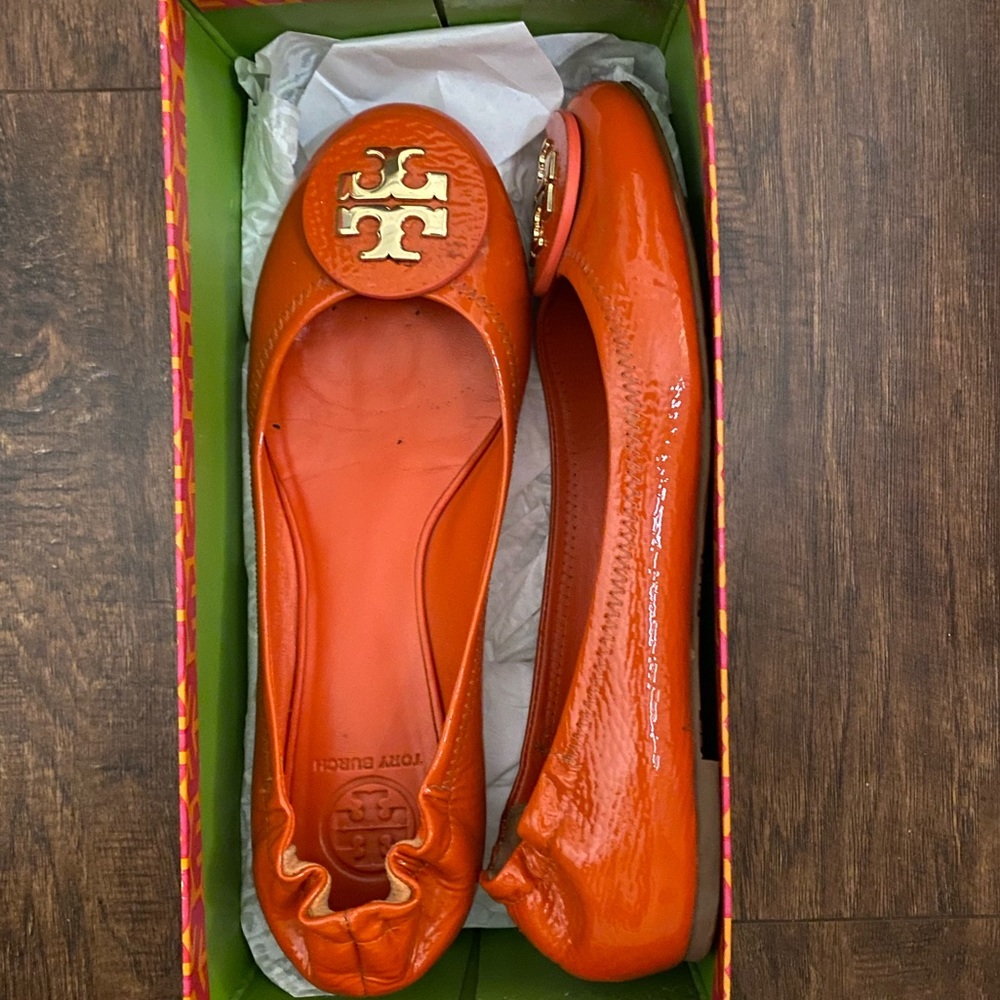 Equestrian Orange Tory Burch Tumbled Patent Flats